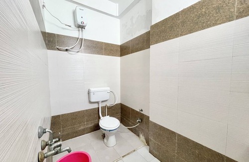 Ujjain Hotel | Hotel Shalimar-near Rail Station &Temple