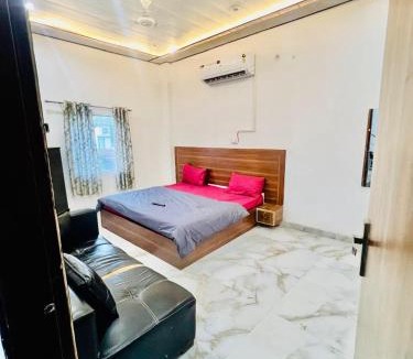 Sikandra Hotel | Hotel shanti palace