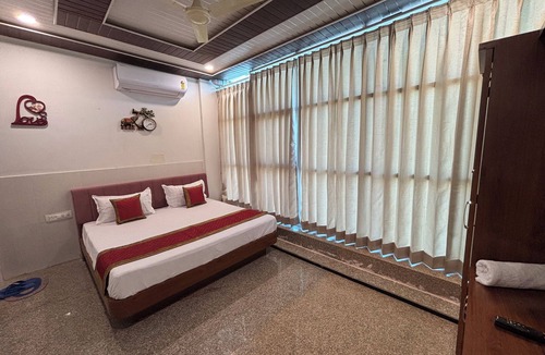 Chopasni Housing Board Hotel | Hotel Shivaay