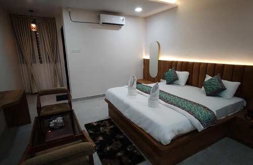Dharwad Cabin | hotel shivam comfort