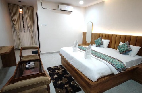 Dharwad Cabin | hotel shivam comfort
