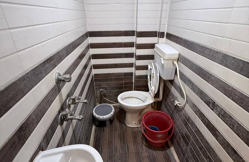 Ujjain Hotel | Hotel Shree Gajanand Palace