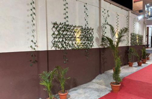 Dewas Hotel | HOTEL Shree GANGA