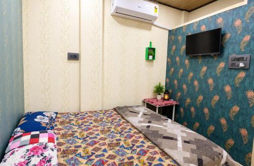 Indore Hotel | hotel shree guru pandey