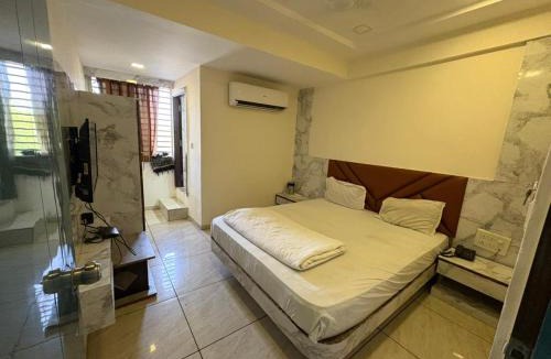 Ahmedabad Hotel | Hotel Shree Krishna Ahmedabad