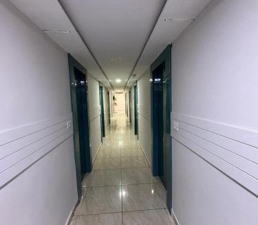 Ahmedabad Hotel | Hotel Shree Krishna Ahmedabad