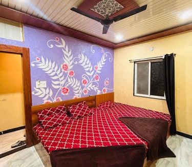 Ujjain House | hotel shree maya