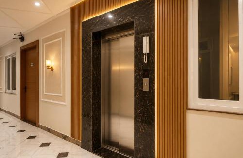 Vrindavan Hotel | Hotel Shree Near Prem Mandir