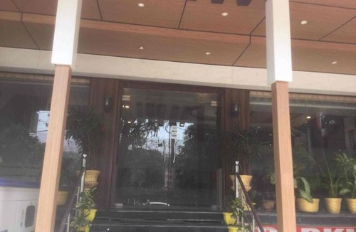 Allahabad House | Hotel Shree Urmila, Prayagraj