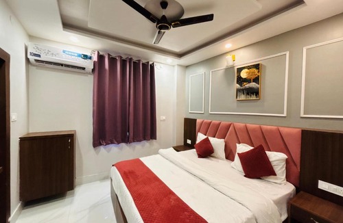Haridwar Hotel | Hotel Shri Ji Palace