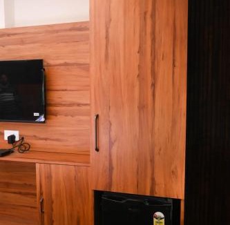 Sigra Hotel | Hotel Siddhant Palace