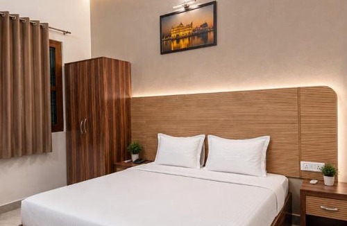 Ayodhya House | Hotel Siddhivinayak 400 Meter From Rammandir
