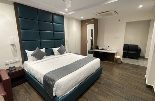 HITEC City Hotel | Hotel Silver Clé Hitech City
