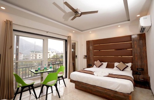 Tapovan Hotel | Hotel Silver Inn by PENTAURA