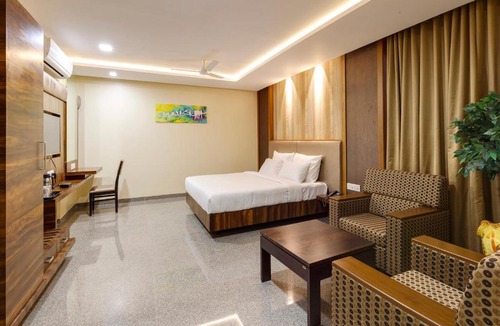Kolhapur Hotel | Hotel Silver Oak