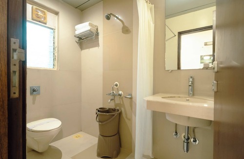 Kalamboli Hotel | Hotel Sitara Residency