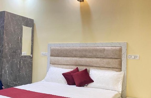Rishikesh Hotel | Hotel Siya Palace