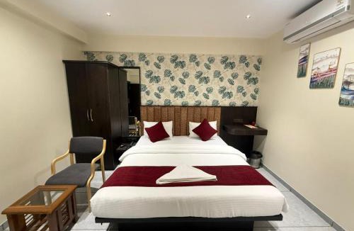 Khalumbre Hotel | Hotel SK Chakan Pune