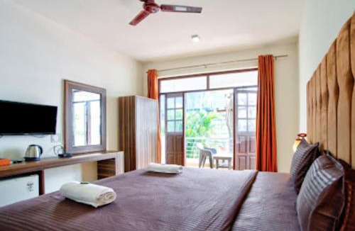 Saunta Vaddo Hotel | Hotel Sky Blue Baga Goa