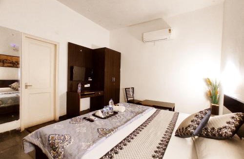 Ludhiana Hotel | HOTEL SKY HIGH RESIDENCY - Premium Property By SKY Hotels & Homestays