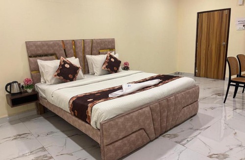 Shamshabad Hotel | Hotel Sky Palace Airport Zone