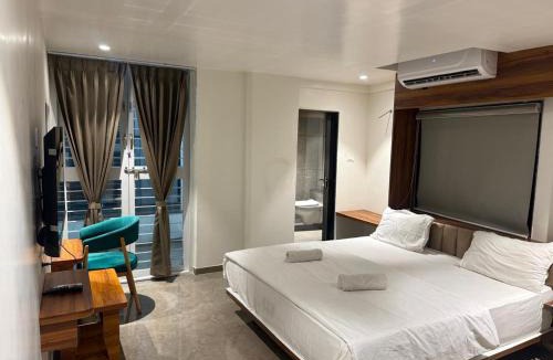 Nashik Hotel | Hotel Skyboat Inn