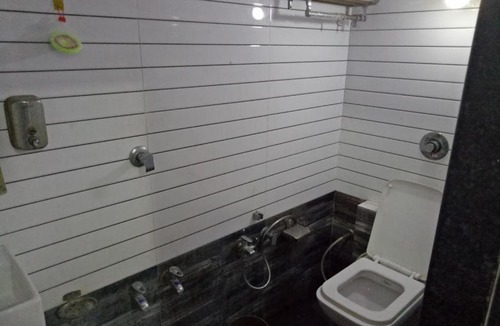 Ahmedabad Hotel | Hotel Skyhigh - Hotel Tushar