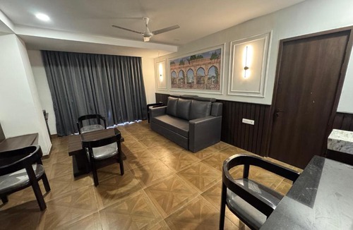 Guntur Hotel | HOTEL SNR AURORa