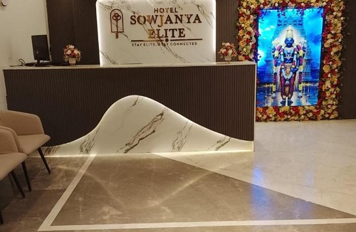 Gachibowli Hotel | HOTEL SOWJANYA ELITE