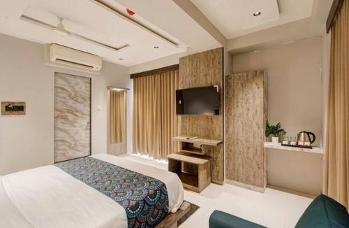 Ahmedabad Hotel | Hotel Sparsh Town