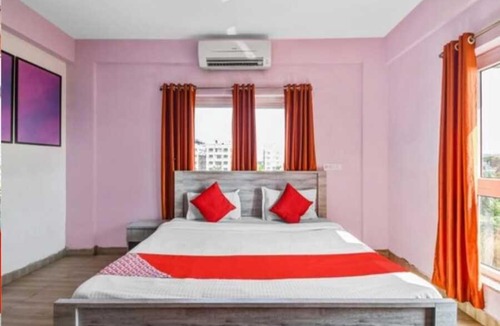 Rajarhat Hotel | Hotel SSSS Garden Cafe & Hotel