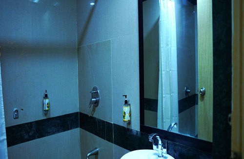 Hyderabad Hotel | Hotel SSV Grand