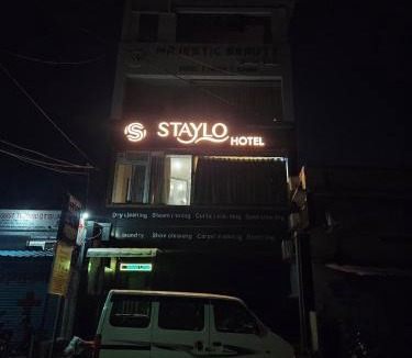Jabalpur Hotel | Hotel Staylo