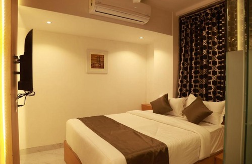 Vashi Hotel | Hotel Stayzi Inn