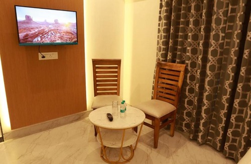 Vashi Hotel | Hotel Stayzi Inn