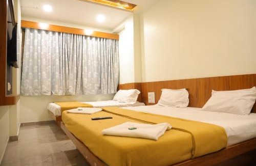 Shirdi Hotel | Hotel Sumeet Palace