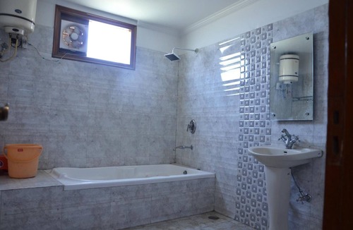 Tarn Taran Hotel | Hotel Sun Star