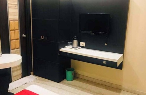 Allahabad Hotel | Hotel Sundaram