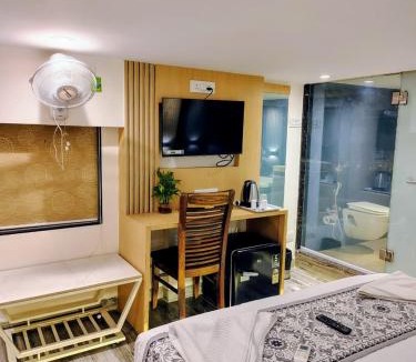 Sakinaka Hotel | hotel Sunrise Residency International Airport
