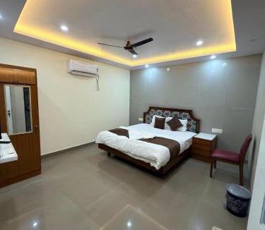 Kanpur Hotel | Hotel sunshine