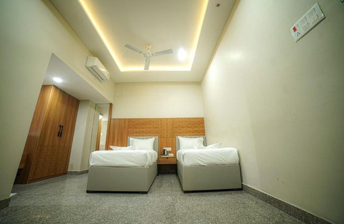 Medchal Hotel | Hotel SVM GRAND Bachupally
