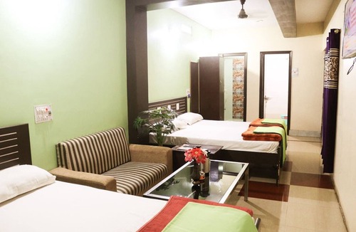 Jhumri Telaiya Hotel | Hotel Tara Tower