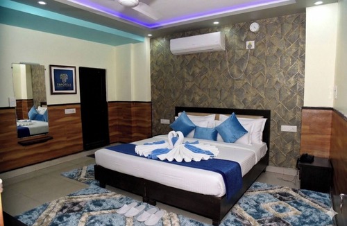 Gwalior Hotel | Hotel Tavooza Formely Sumangal