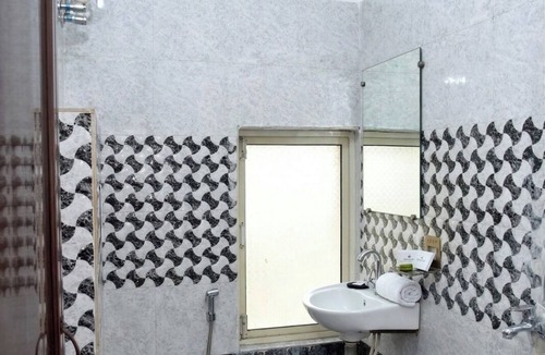 Gwalior Hotel | Hotel Tavooza Formely Sumangal