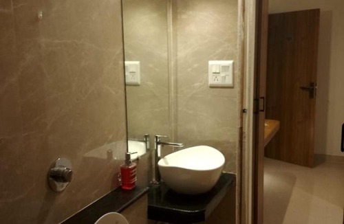Jabalpur Hotel | Hotel The Amrit
