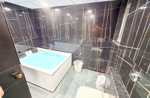 Gandhinagar Hotel | Hotel The Avanta - Gandhinagar