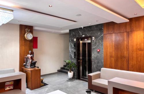 Rajpipla Hotel | Hotel The Divine Inn