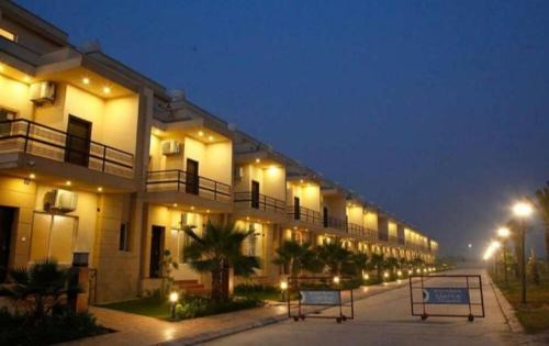 Vrindavan Apartment | Hotel The Grand vrindavan
