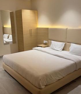 Jhansi Hotel | Hotel The Lotus