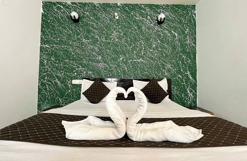 Naina Range Hotel | Hotel The Mountain Pine Nainital